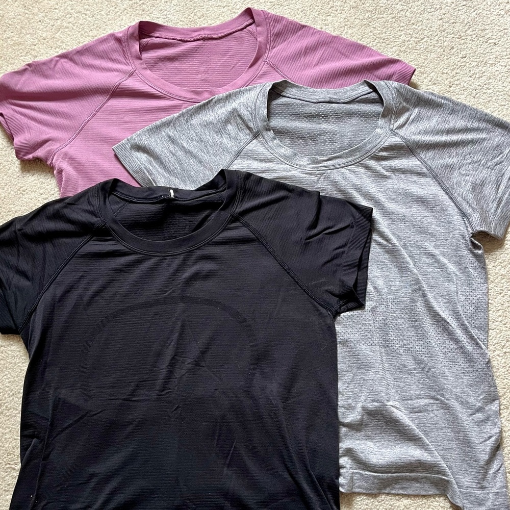 Bundle of 3 LuluLemon Swiftly Tech Race Length Short Sleeve Shirts